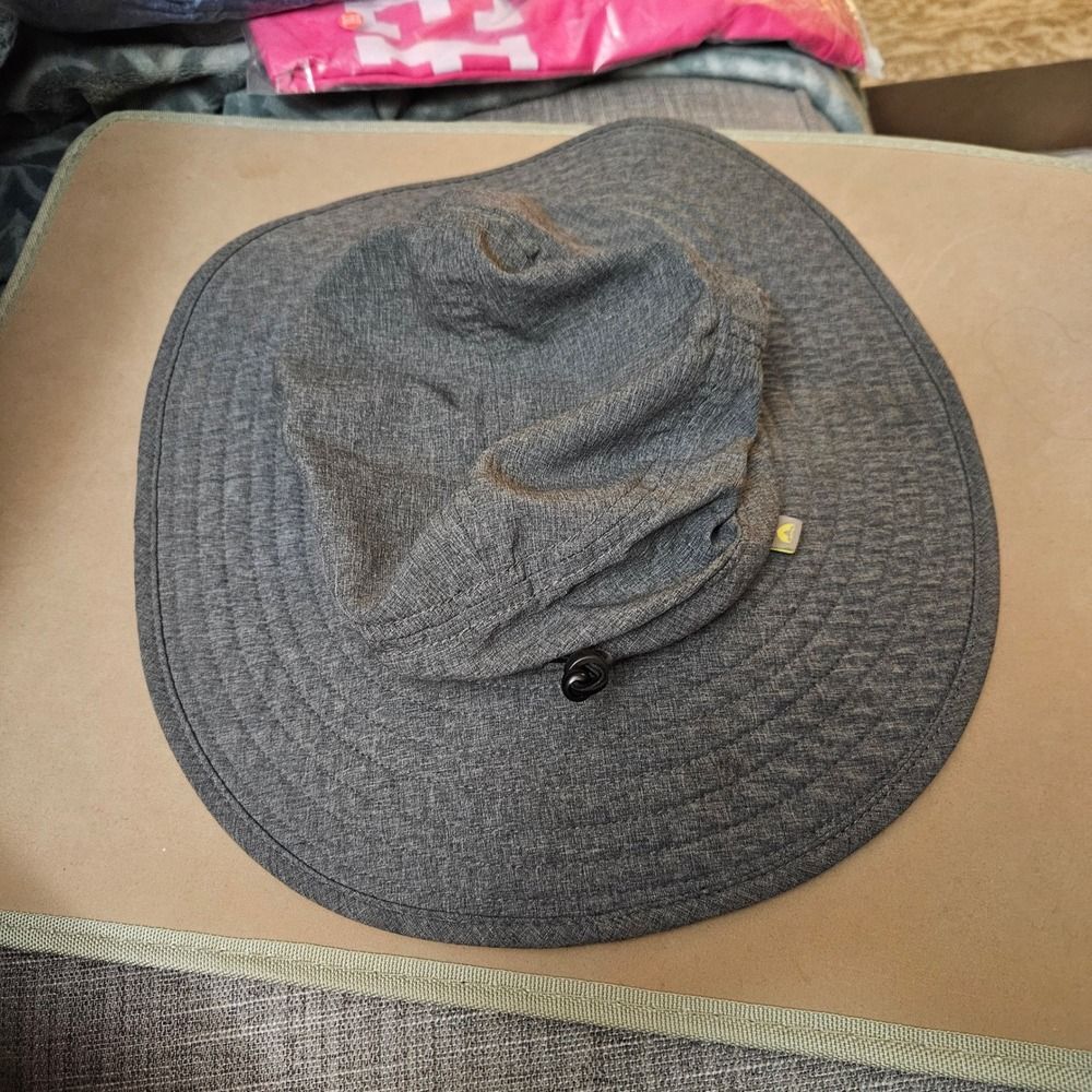 Solar Escape Gray Adjustable Sunhat Medium Brim EUC